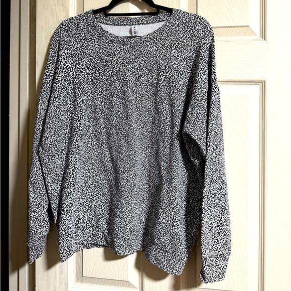 Athleta Black and white Leopard print - Picture 1 of 3